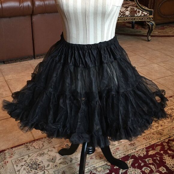 🎃- BLACK MINI Petticoat! - Picture 1 of 8